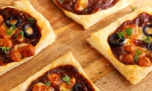 MARINARA PUFF PASTRY BITES